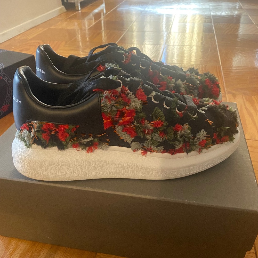 Alexander Mcqueen sneakers